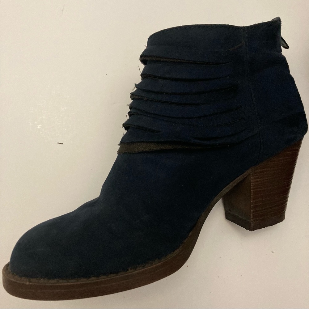 BC 7 1/2 Navy Suede 3” heel comfortable bootie with fringe zip back round toe